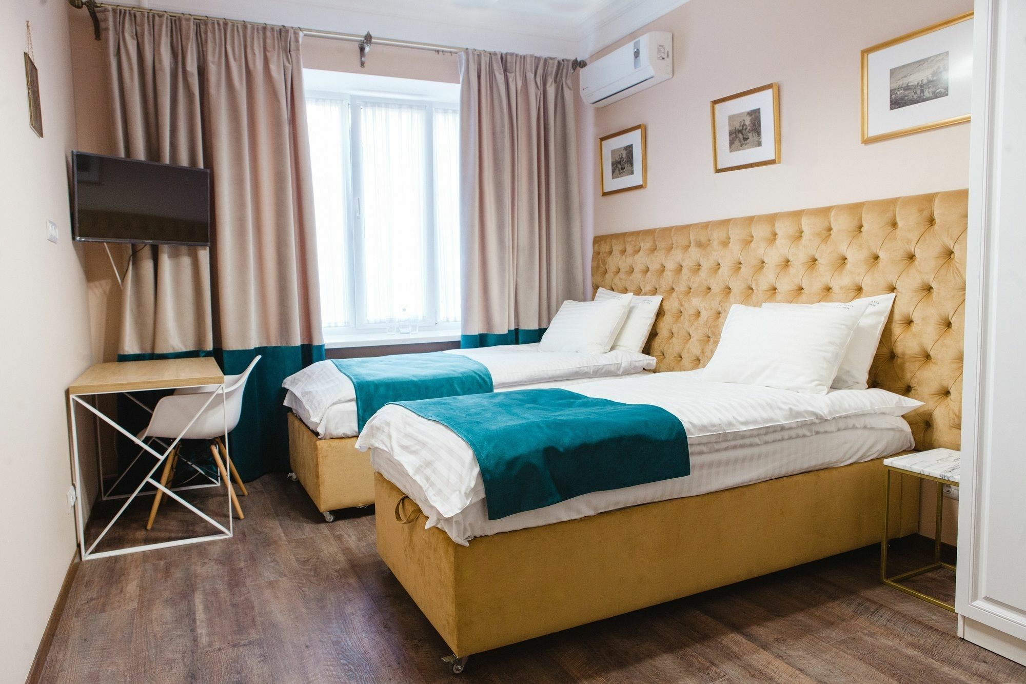 קייב Live.Here.Hotel מראה חיצוני תמונה